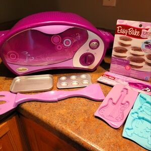 Easy Bake Oven